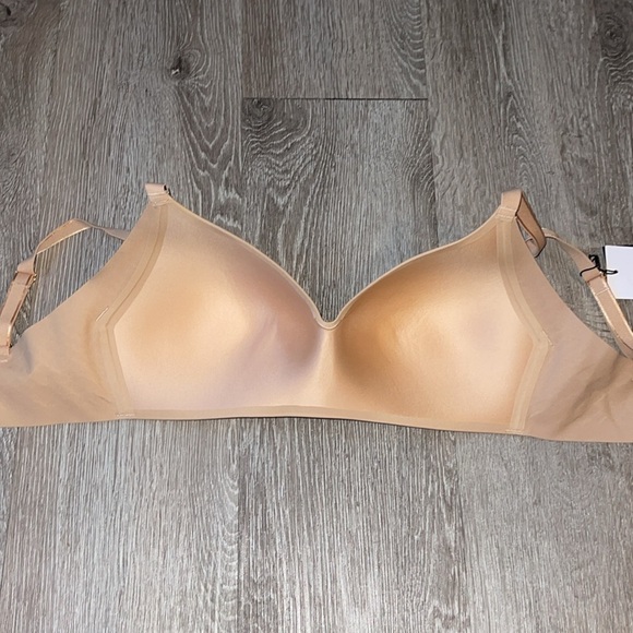 New nwt Knix wing woman bra warm sand size 6 contour bra - Picture 2 of 5